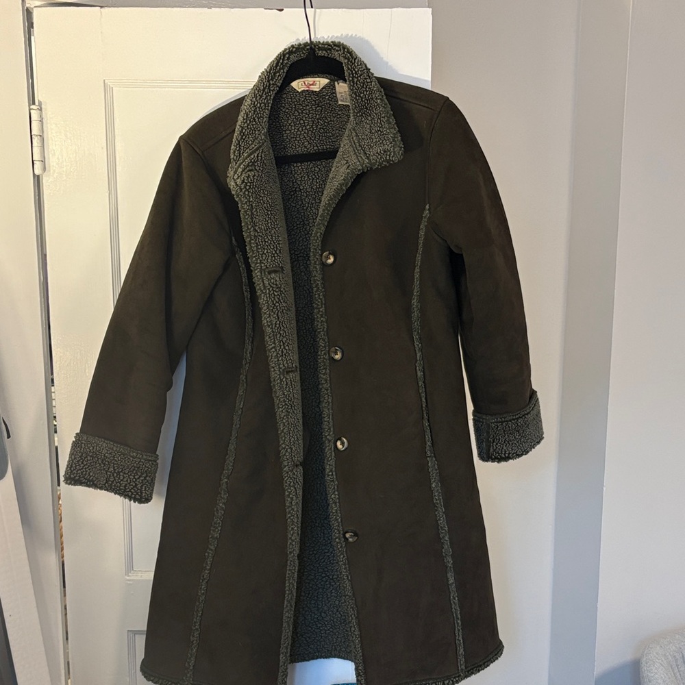 L.L. Bean Green Sherpa Lined Long Coat women’s small
